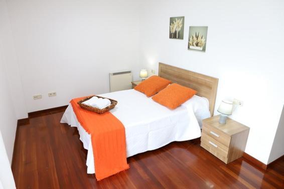 Апартаменты Apartamento Carrera Кальдас-де-Рейес Экстерьер фото